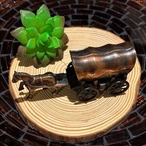 Vintage die cast pencil sharpener miniature Horse-Drawn Covered Wagon Figurine